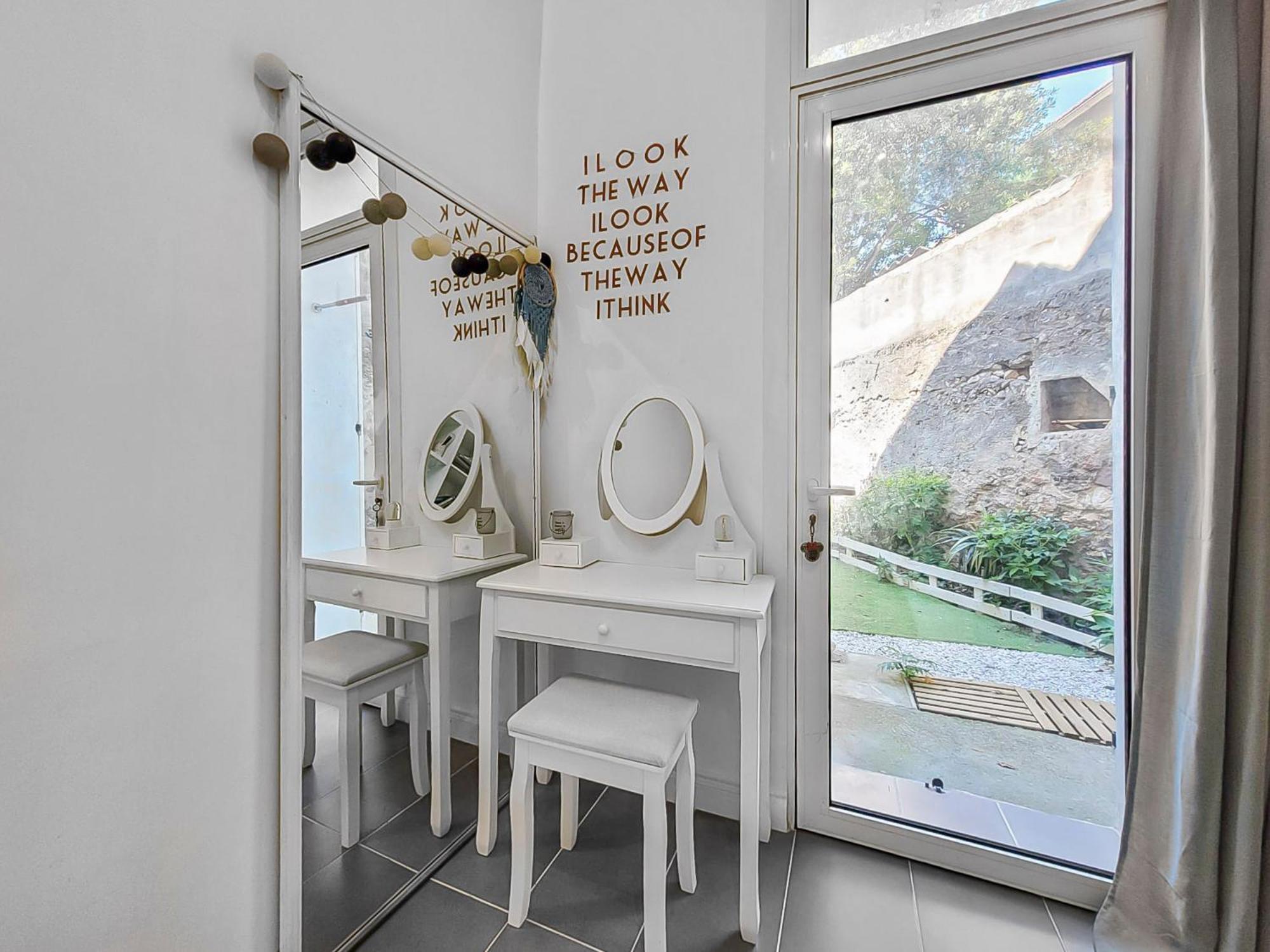 Le Refuge Mediterraneen Apartment *